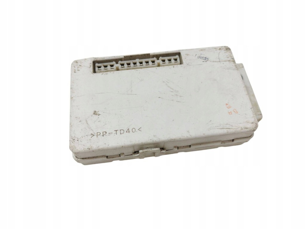 фото №7, 2007 toyota matrix e130 другое блоки управления 8264102151