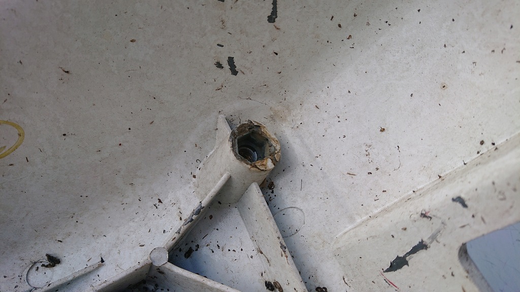 фото №8, Mercedes actros mp3 бампер передній правий панель фари