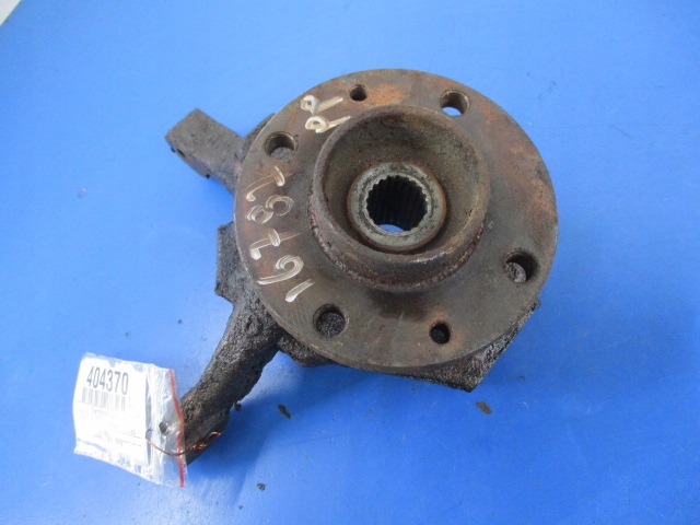 фото №1, Renault clio ii 1.6 поворотный кулак правая ступица bez abs