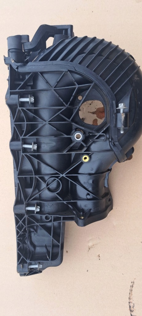 Купити Mercedes e w213 glb x247 cdi колектор впускний  6540902101 orginał