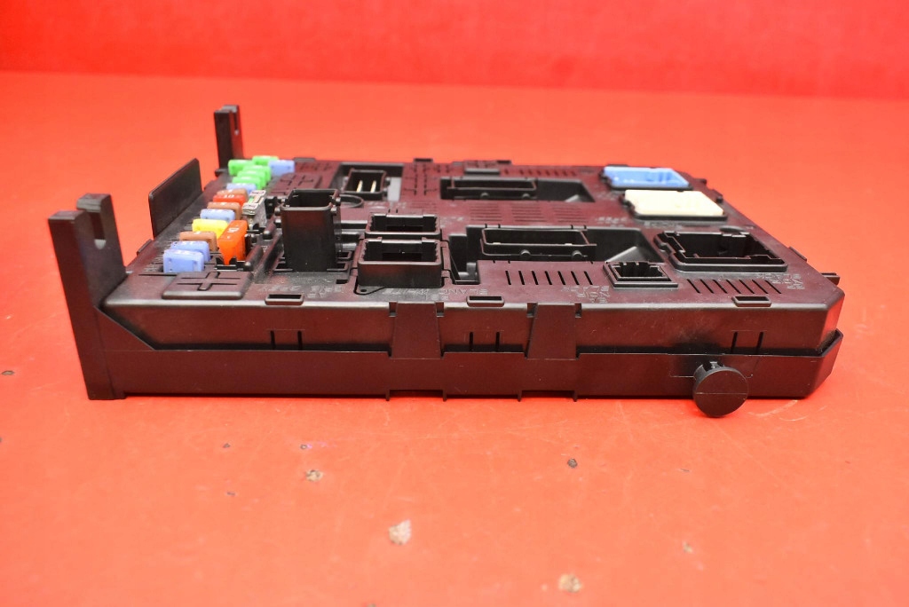 фото №6, Коробка предохранителей bsi 9812189980 citroen c5 ii x7 iii 2.0 hdi 150 km