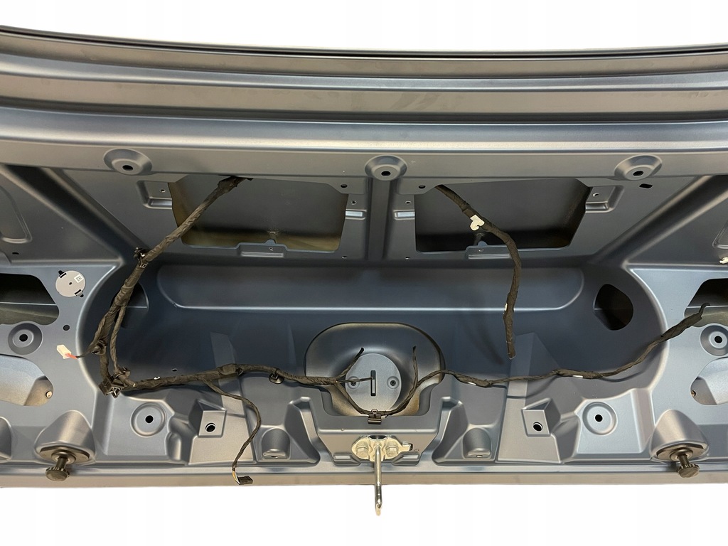 фото №8, Крышка багажника багажника bmw 8 g15 m850i цвет p7f