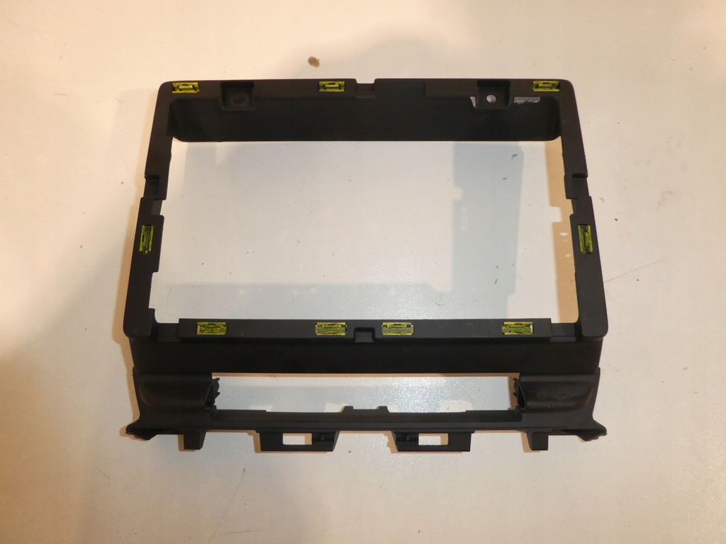 фото №1, Renault master iii рамка радио консоли 682603805r