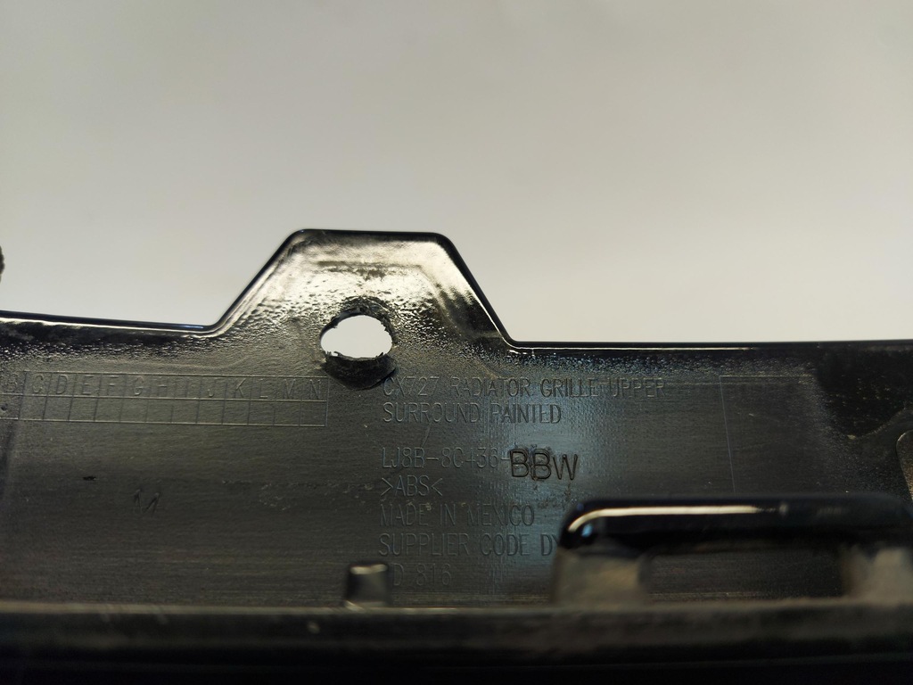 фото №6, Ford mustang mach-e рамка решетка lj8b-8c436-bbw