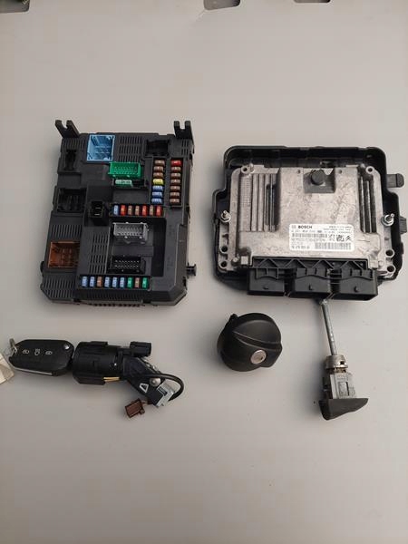 фото №1, Peugeot 208 1.6 hdi 9666729580 набор стартовый