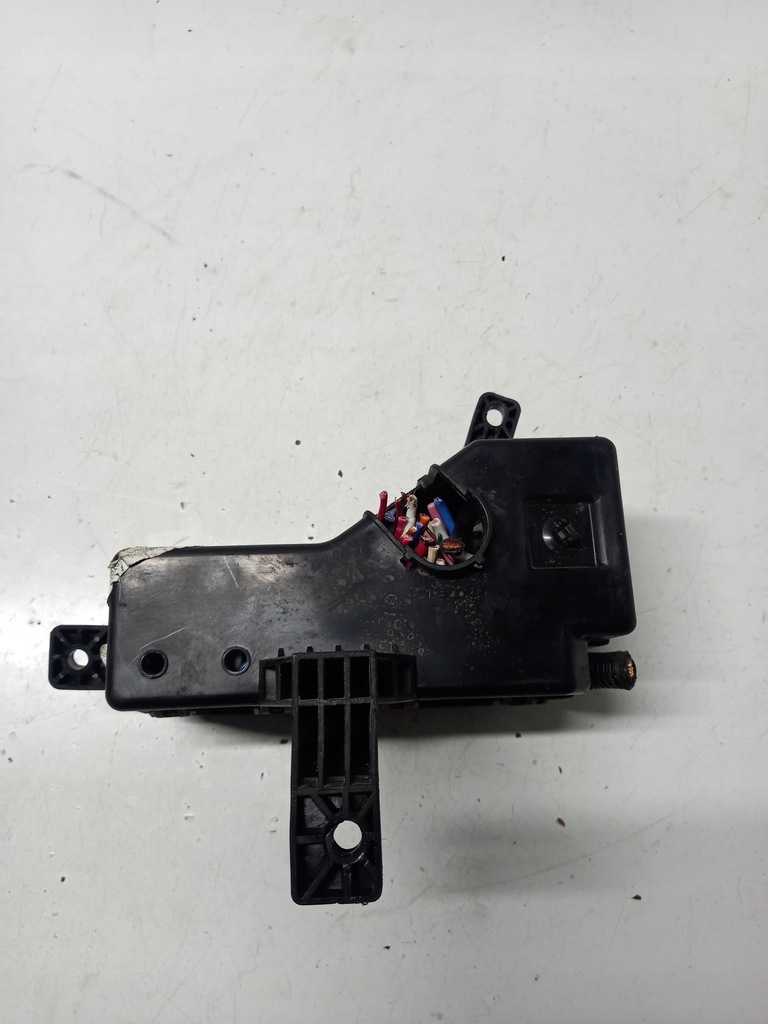 фото №11, Корпус коробка реле hyundai ix35 1.7