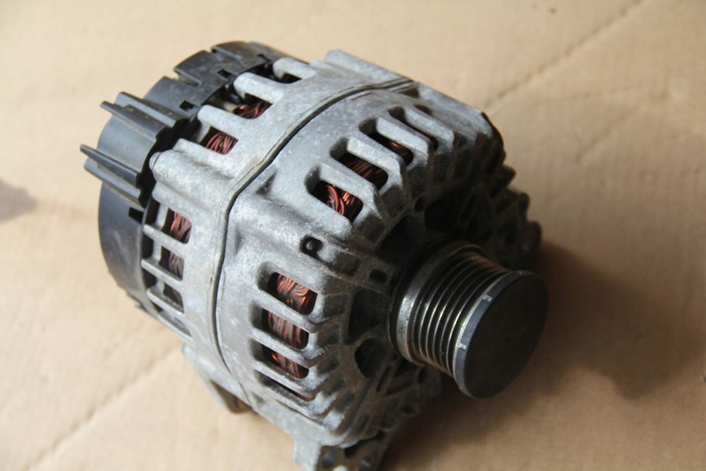 фото №1, Генератор vw atlas 03h903023q