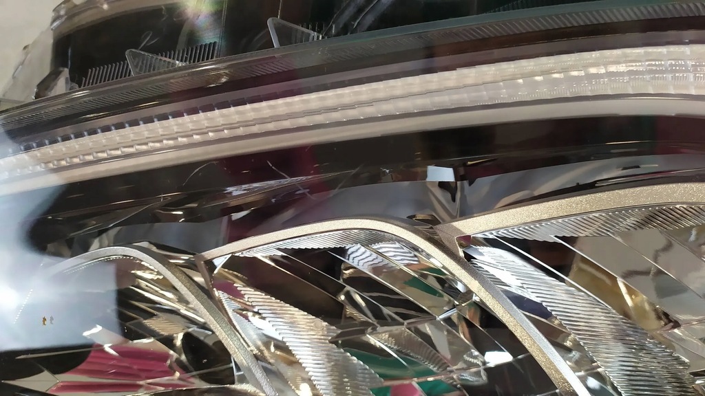 фото №13, Лампа правый перед toyota yaris iv