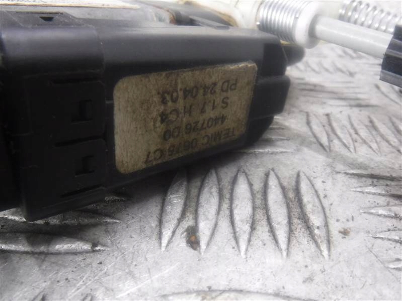 фото №4, Механизм стекло правый перед renault megane ii 5d