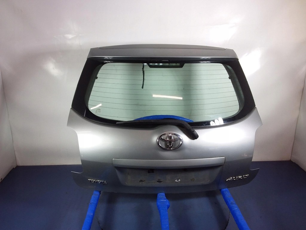фото №1, Toyota auris i hb задня кришка багажника багажника 1f8