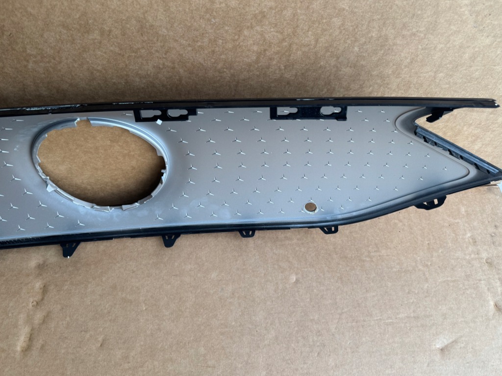 Mercedes benz eqe w295 решітка радіатора решітка a2958883500 Недорого