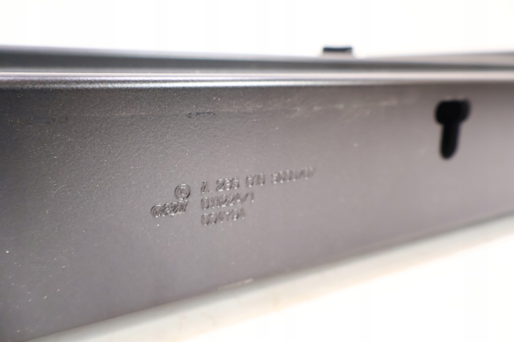 Mercedes-benz cle a236 зона деформації a2366105800 Недорого