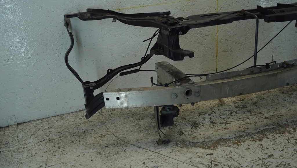 фото №10, Pas передний усилитель mercedes e w212