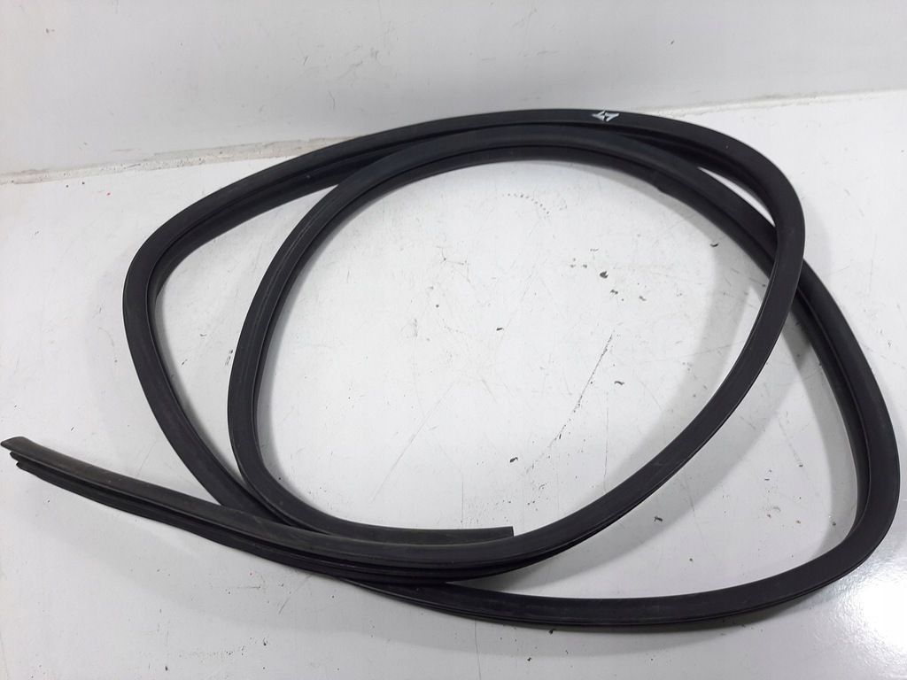 фото №8, Dodge durango ii lift 07r прокладка дверь левый задняя