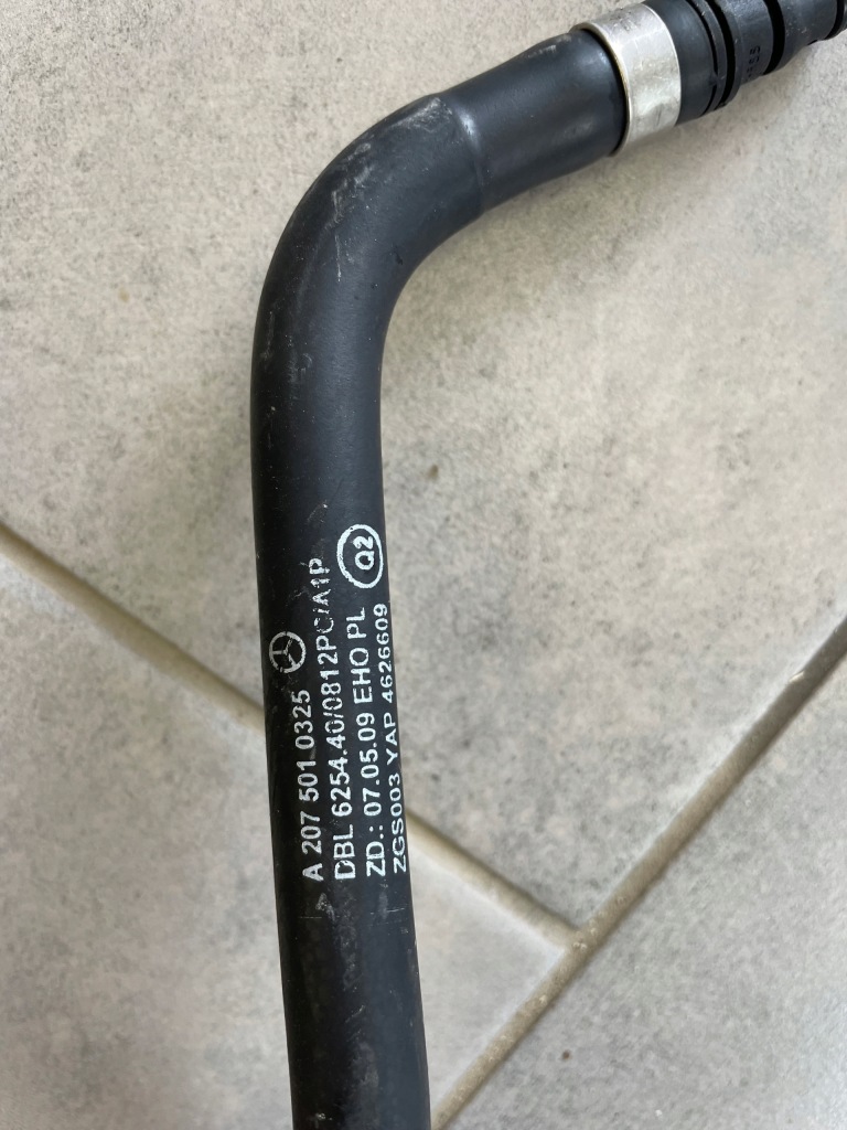 Бачок помпа пабтрубок  шланг воды mercedes w207 4,7 v8 biturbo Киев