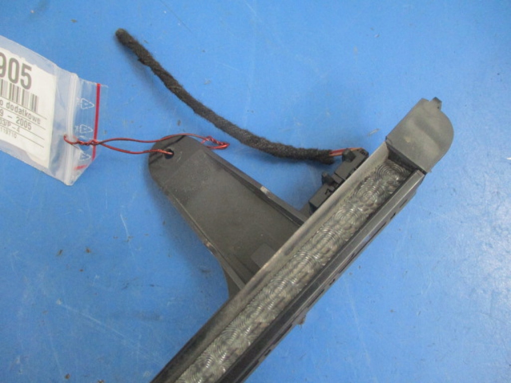 фото №7, Audi a2 8z третій світло стоп кришки 8z0945097