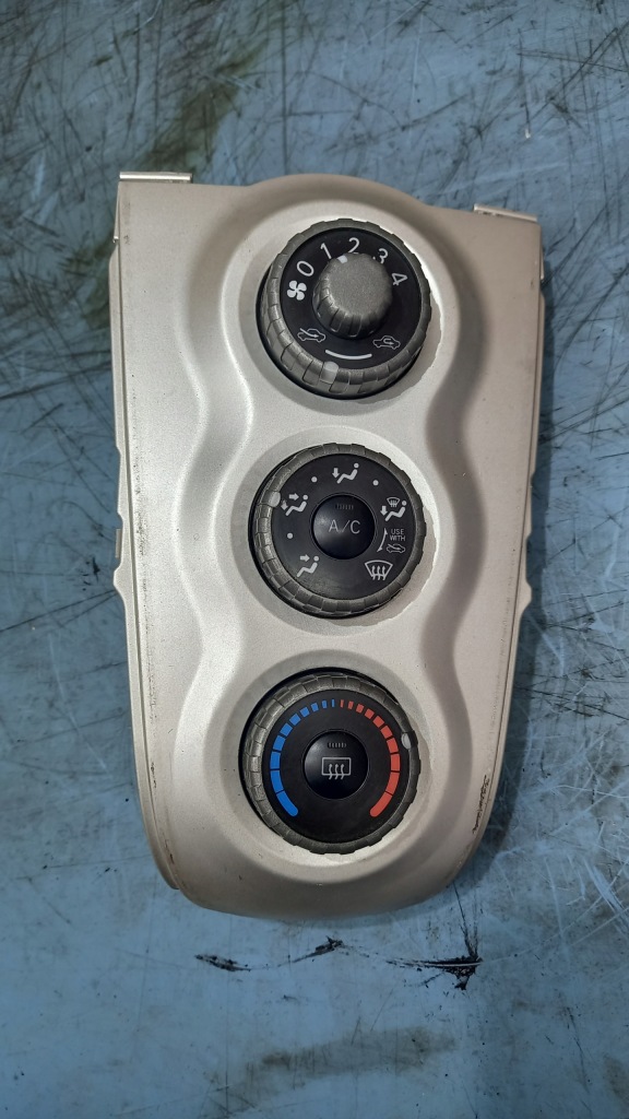 фото №1, Панель кондиціонера 55406-0d190 toyota yaris ii