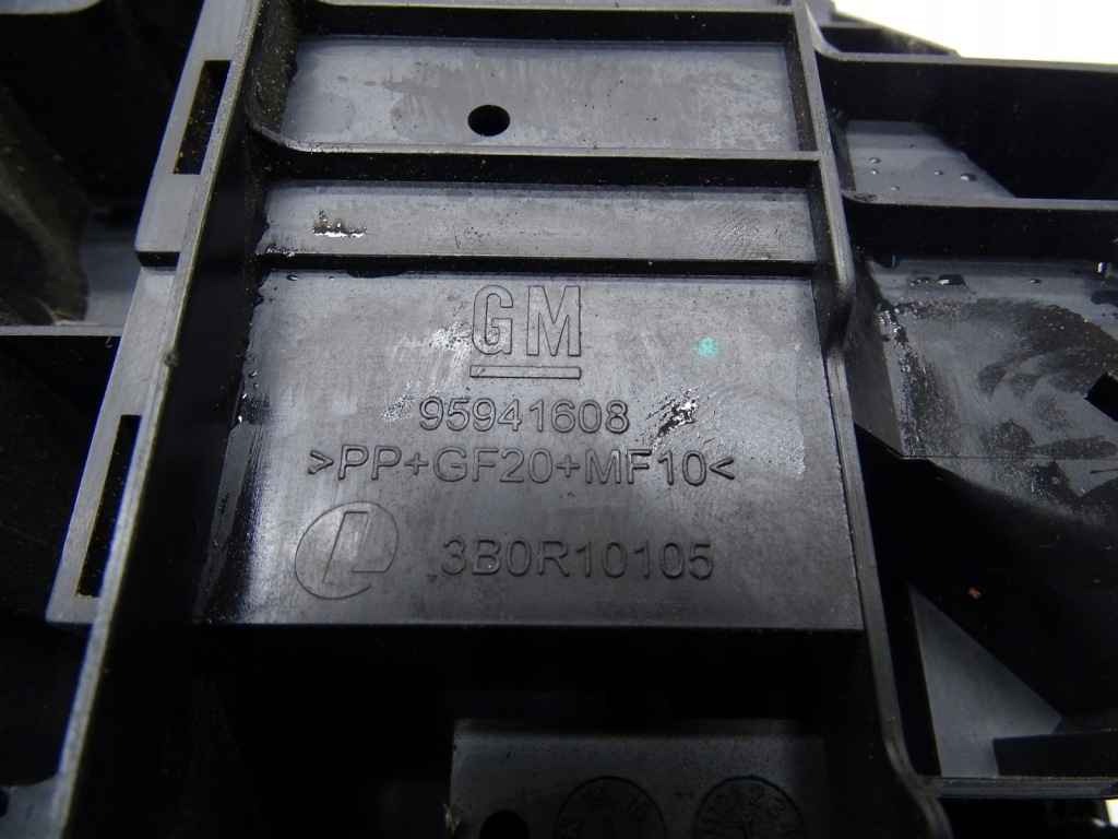 Коробка запобіжників 39068005 opel corsa e 1.4 b Київ