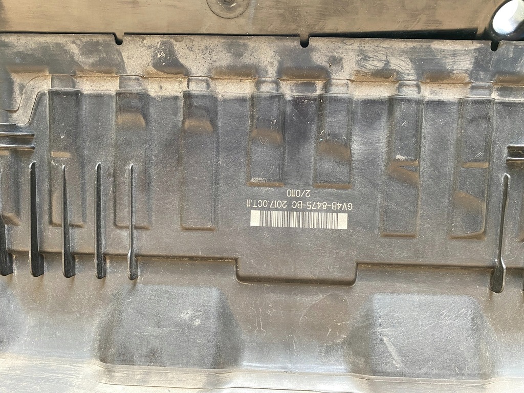 фото №15, Ford kuga escape жалюзі повітропровід повітря pas передній gv4b-8475-bc