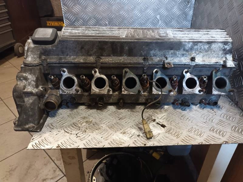 фото №8, Комплектна головка bmw e34 2.5 d 2244250