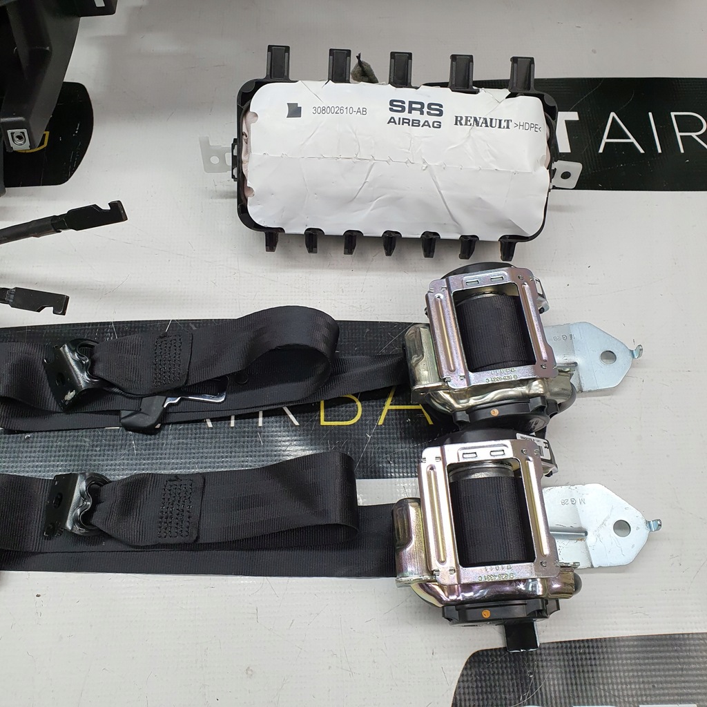 фото №10, Talisman чёрный резиновый элемент консоль подушки безопасности ремни подушка безопасности