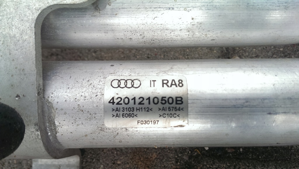 фото №8, Audi r8 главная труба жидкость охлаждение 420121050b