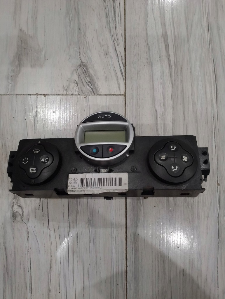 фото №1, Панель керування обдув 8200265572 renault scenic ii
