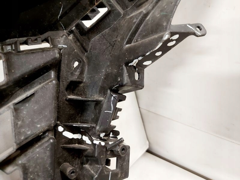 фото №12, Mazda 3 iii решётка радиатора бампера передняя решётка радиатора перед bje1-50712