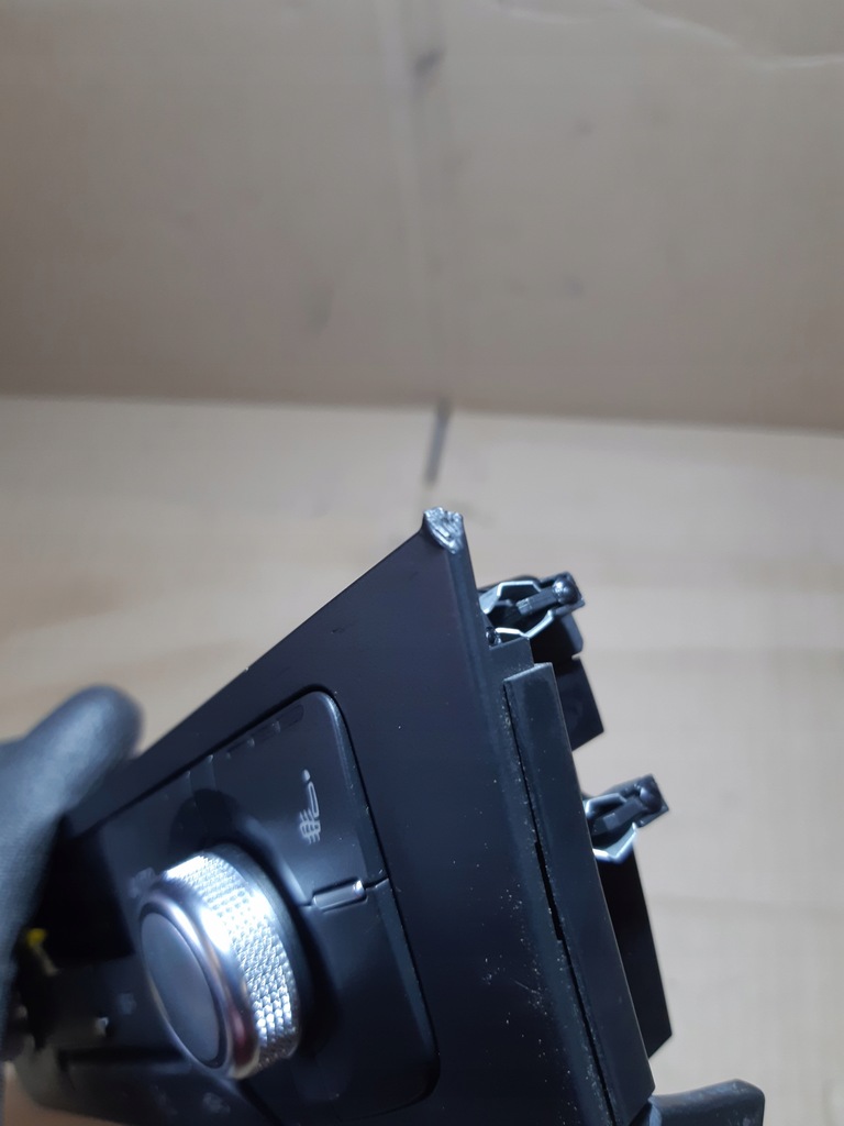 фото №7, Audi a6 a7 c7 панель обдув кондиционера 4g0820043l