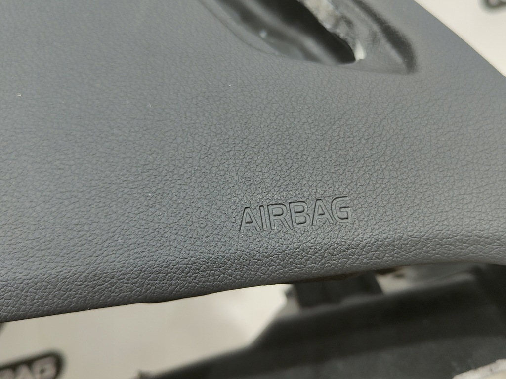 фото №7, Bmw 1 bmw 2 f40 f44 hdp панель приладів консоль подушка безпеки ремені