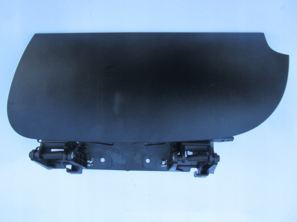 фото №9, Chrysler town country 11- бардачок пассажира w панель