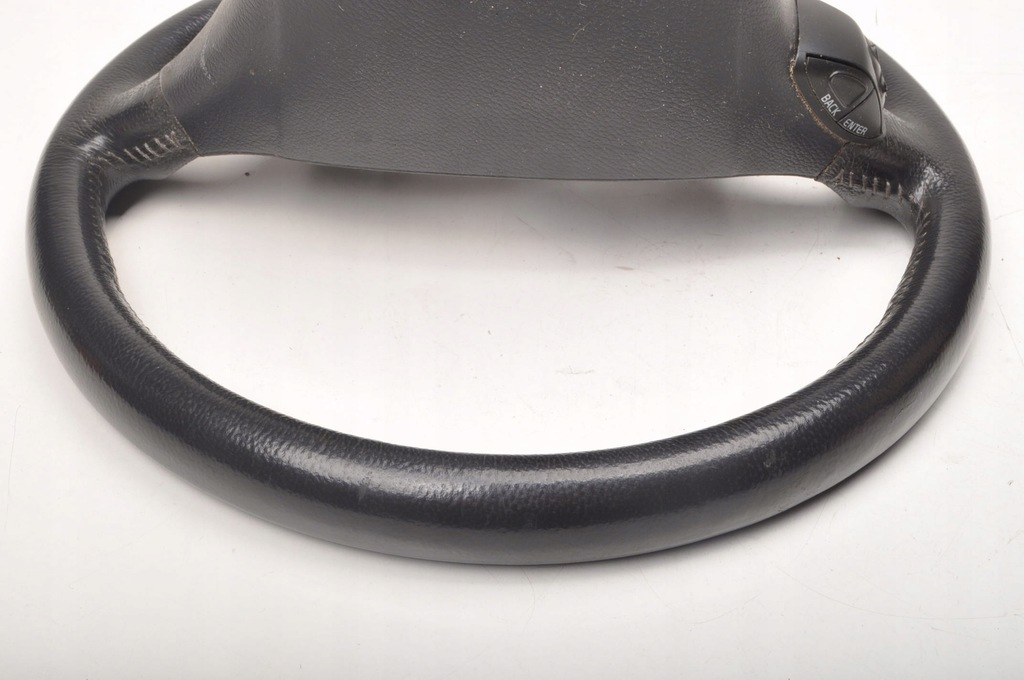 фото №11, Volvo xc70 i воздуховод кожаный 30741506 navi pod навигация