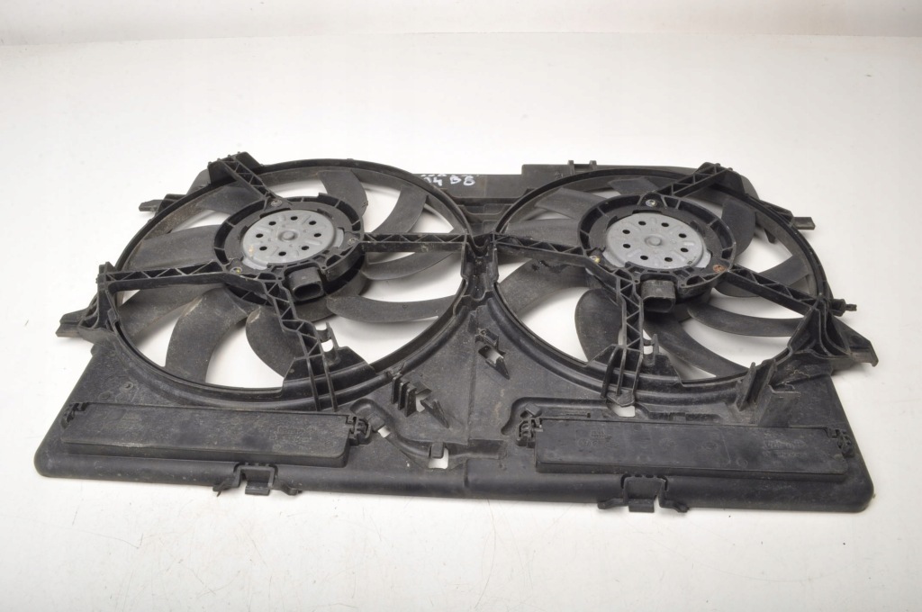 фото №1, Audi a4 b8 вентилятор радиатора 8k0121003m