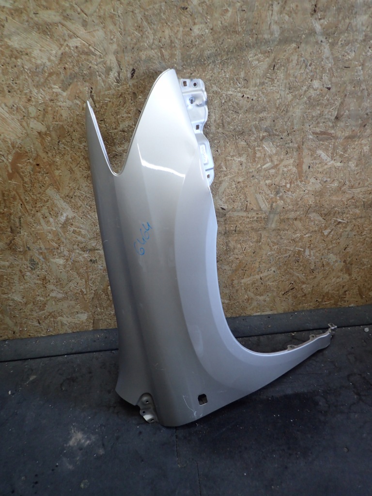 Купить Крыло перед правый lexus rx400 rx 400