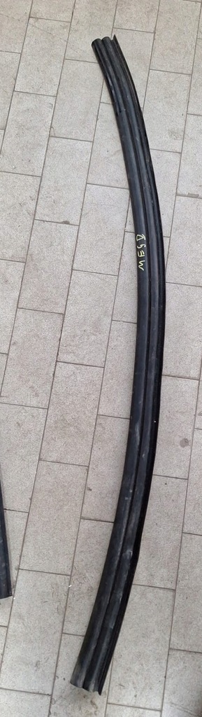 фото №1, Прокладка жабо renault megane v e-tech jak nowa!