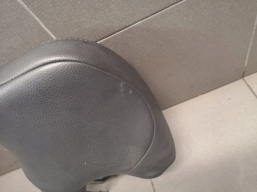 фото №11, Підголівник сидіння перед volvo xc90 шкіра чорний