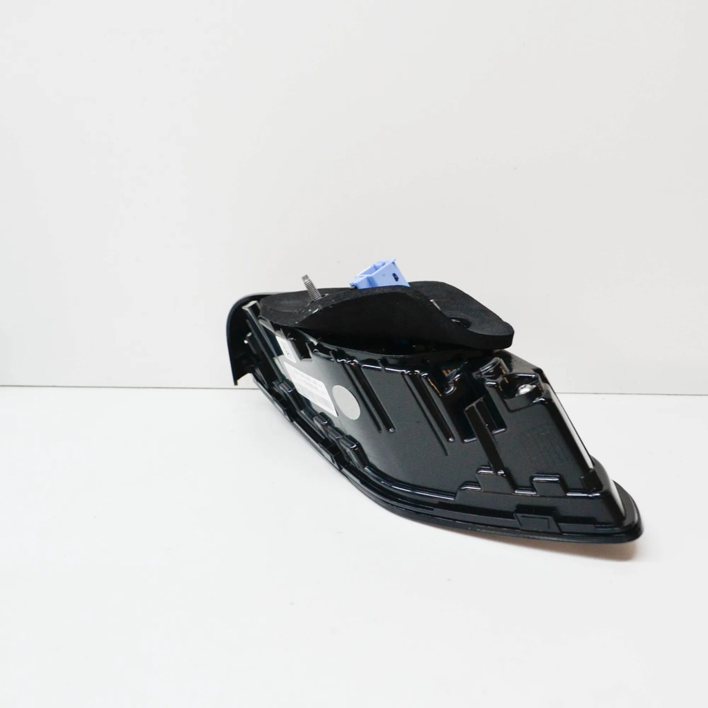 фото №7, Vw arteon левая внутренняя лампа задняя led lhd 3g8945307af оригинальная