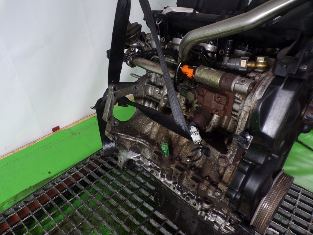 фото №13, Citroen c2 1.4 hdi двигун 10fd33 блок двигуна справний