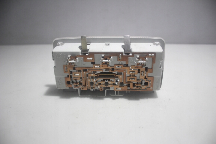 фото №3, Освещение кабины задняя opel insignia a lift