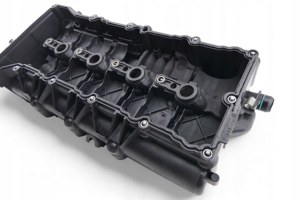 фото №10, Крышка клапанов bmw e60 e90 e87 2.0d n46 7797613