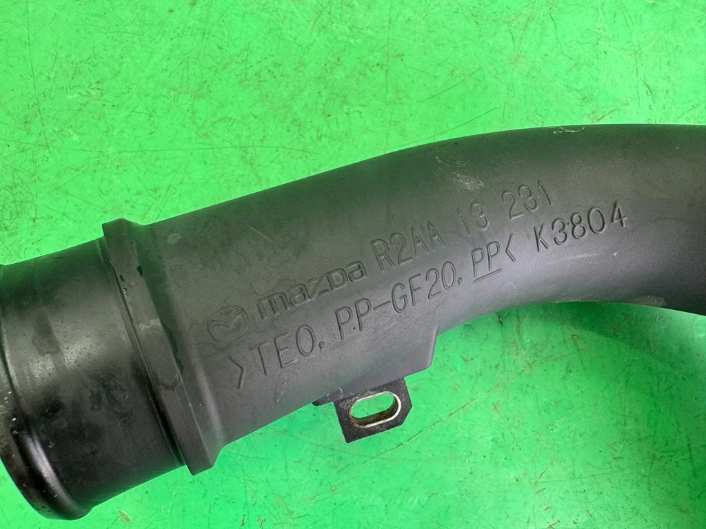 фото №5, Труба резиновый элемент шланг воздухозаборник воздуха r2aa13231 mazda 6 ii gh 2.2 mzr-cd 07-12