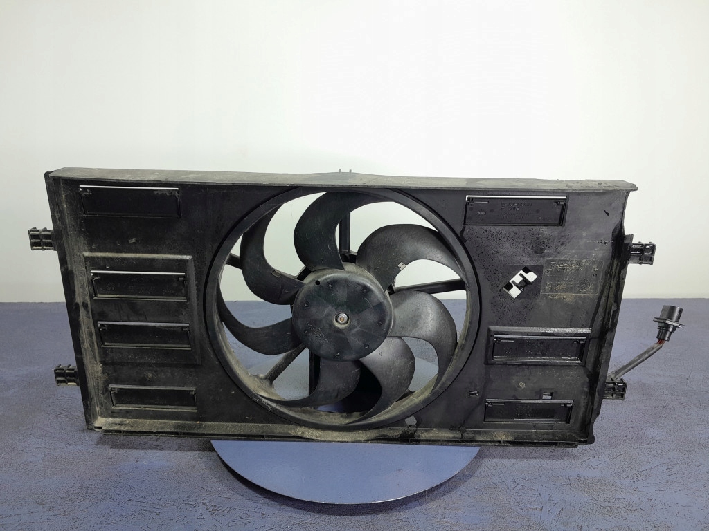 фото №6, Skoda fabia iv 1.0 mpi 80 km вентилятор вентилятор радиатора 2q0121203