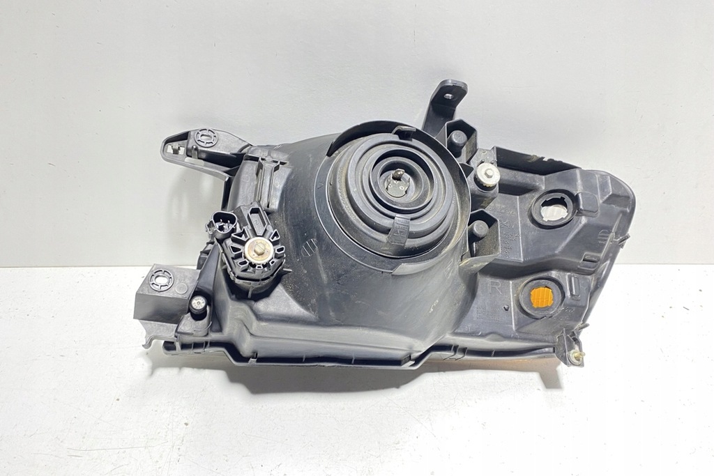 фото №15, Лампа правая передняя mitsubishi pajero iii v7_w, v6_w 10087420 2.4l