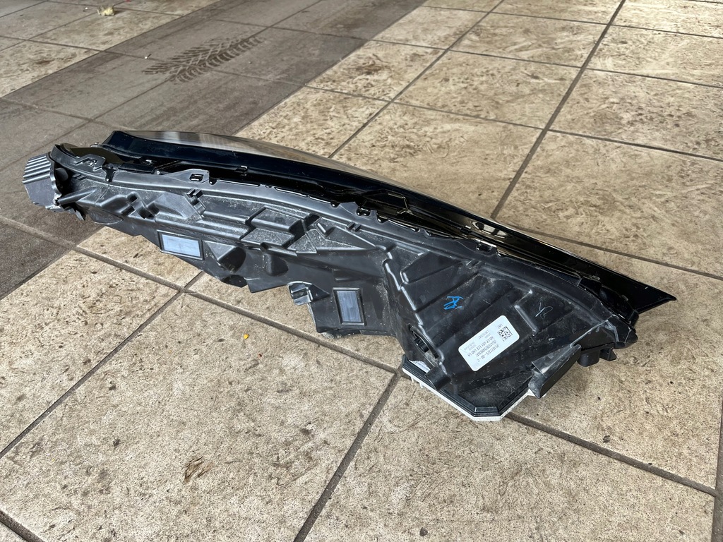 фото №6, Лампа левая передняя tesla model 3 комплектная