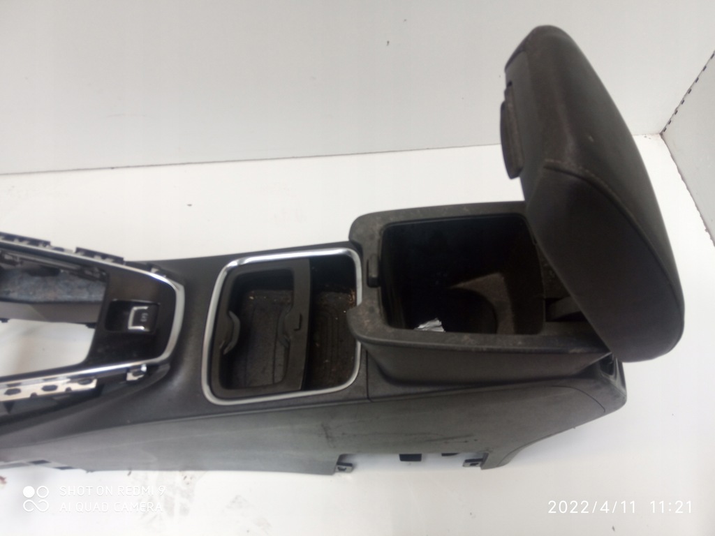 фото №7, Opel grandland x туннель средний подлокотник