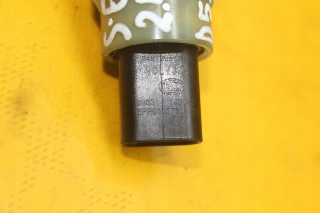 Датчик тиску оливи volvo s60 ii v60 2.4 bit d5244t17 9487295 Київ