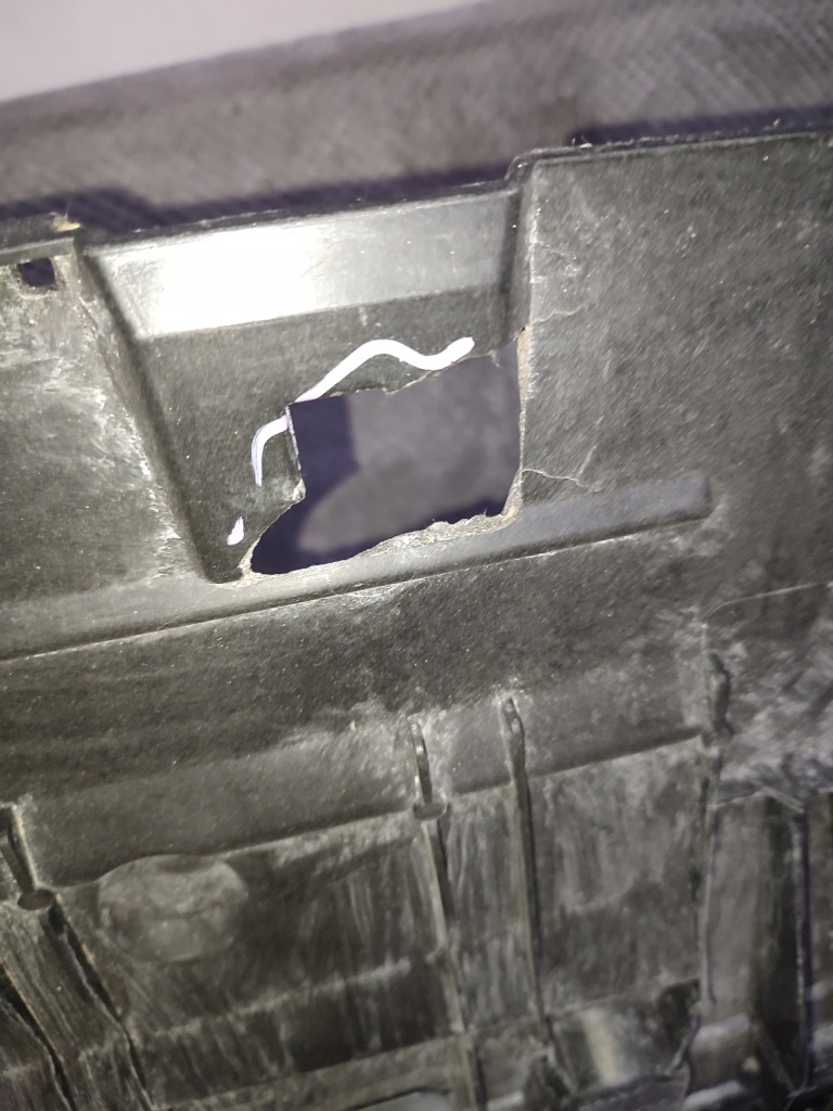 Бампер перед cla35 amg w118 mercedes Зі Шроту