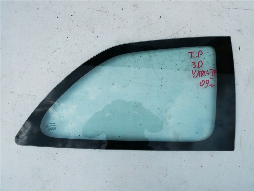 фото №1, Стекло кузовная задняя правая toyota yaris ii 3d