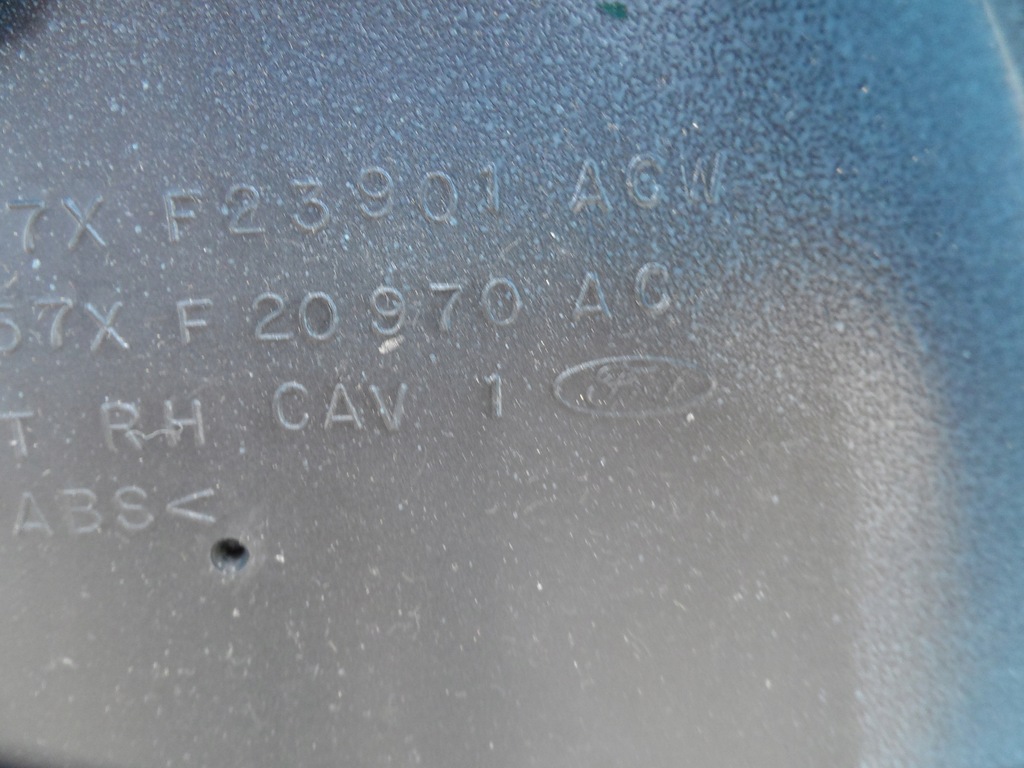 фото №4, Ford mondeo mk3 обшивка дверь перед