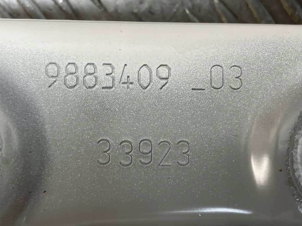 фото №7, Bmw x1 u11 кронштейн кронштейн крыла левый перед 9883409